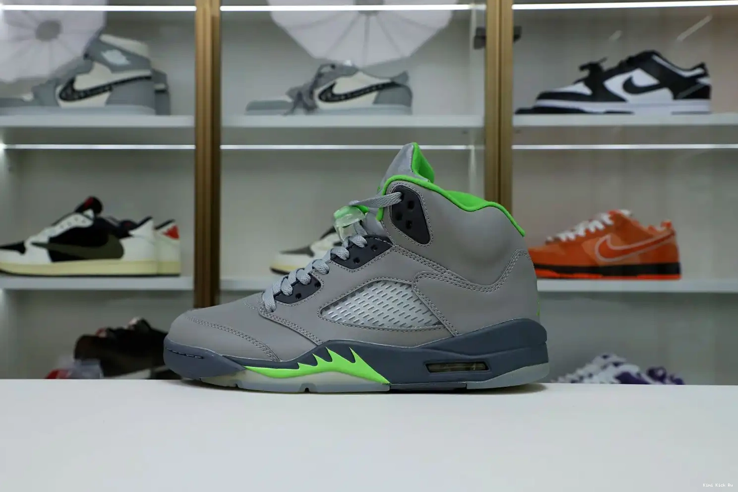5 RETRO 2022 AIR 'GREEN JORDAN Kimikick BEAN' 0409